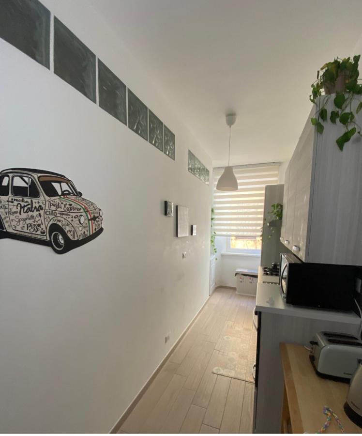 Domus Art Suites Merulana Ρώμη Εξωτερικό φωτογραφία